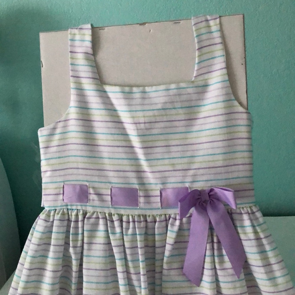 Dress - Picture 2 of 6